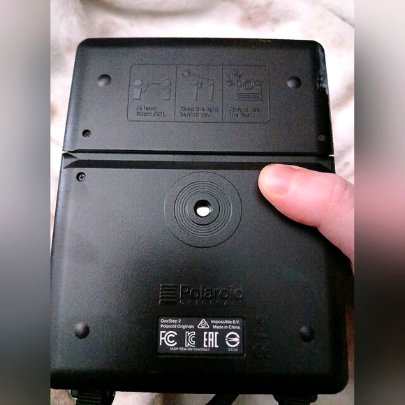 Polaroid OneStep 2 i-Type Camera - Picture 3 of 4